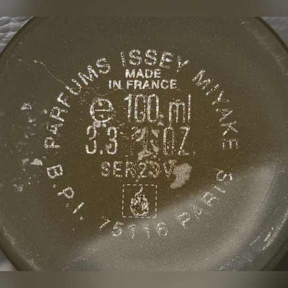 Issey Miyake L’Eau d’Issey Eau de Toilette - Picture 6 of 7